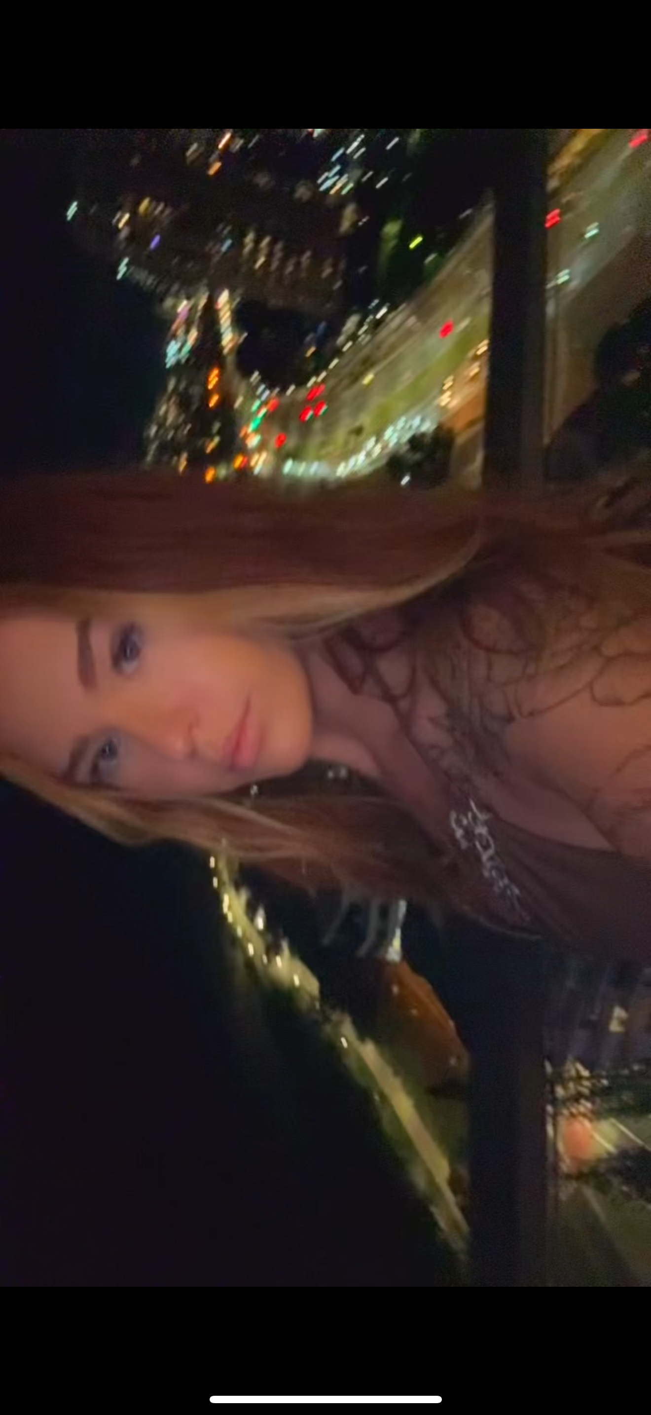 sexyred-female-escort--